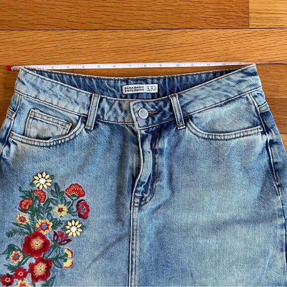 Zara Blue Denim Y2K 2000s Embroidered Flower Asymmetrical Mini Skirt Medium - Picture 5 of 6